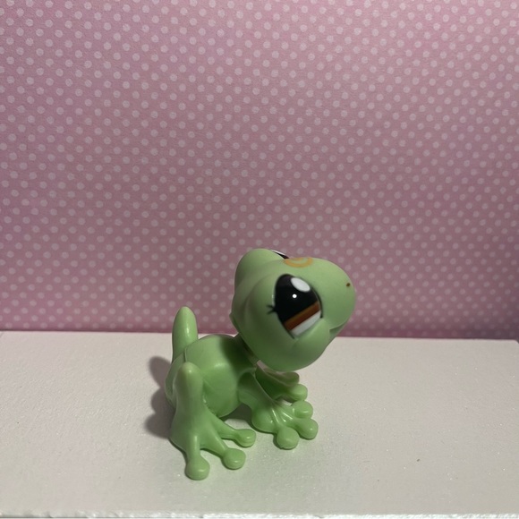 Littlest Pet Shop LPS Green Frog with orange swirl #1991 - Picture 4 of 5
